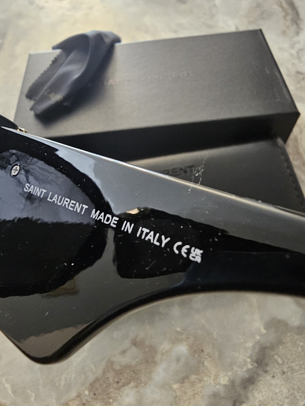 Saint Laurent Black Oversized Logo Square Sunglasses - Picture 6 of 8